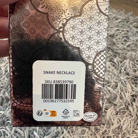 Taylor Swift All I Think About is Karma Reputation Snake Necklace - Gold - Picture 5 of 5